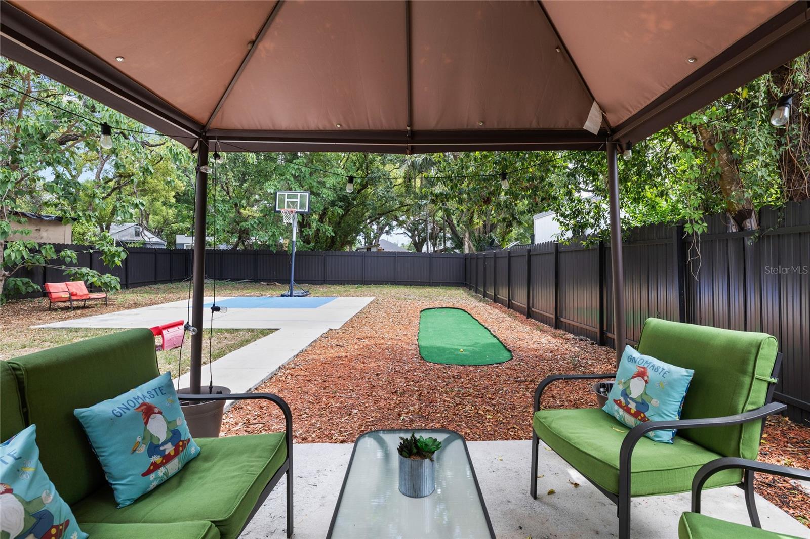 8707 N ASHLEY STREET