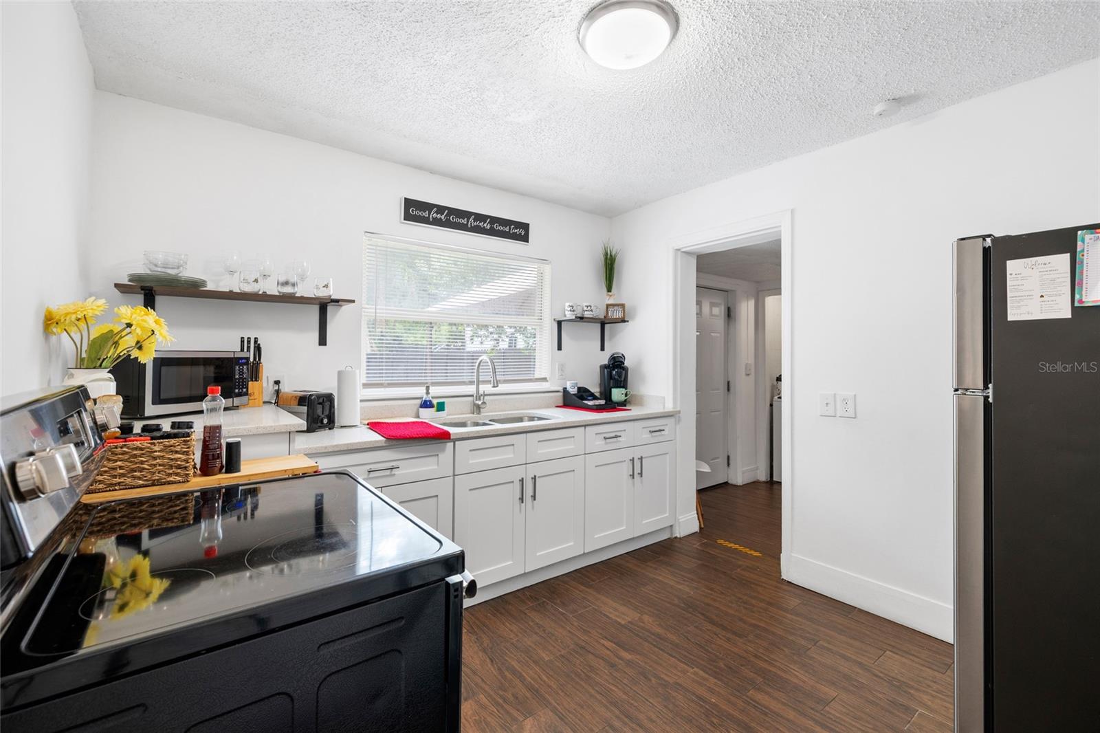 MANOR HILLS SUB - Residential