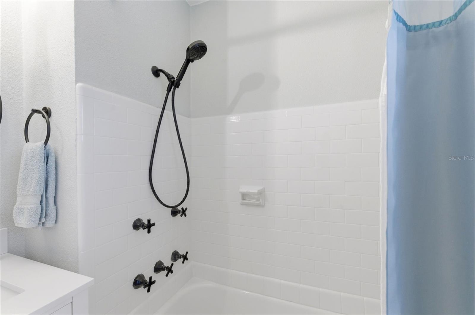 COUNTRY CLUB ADD - Residential