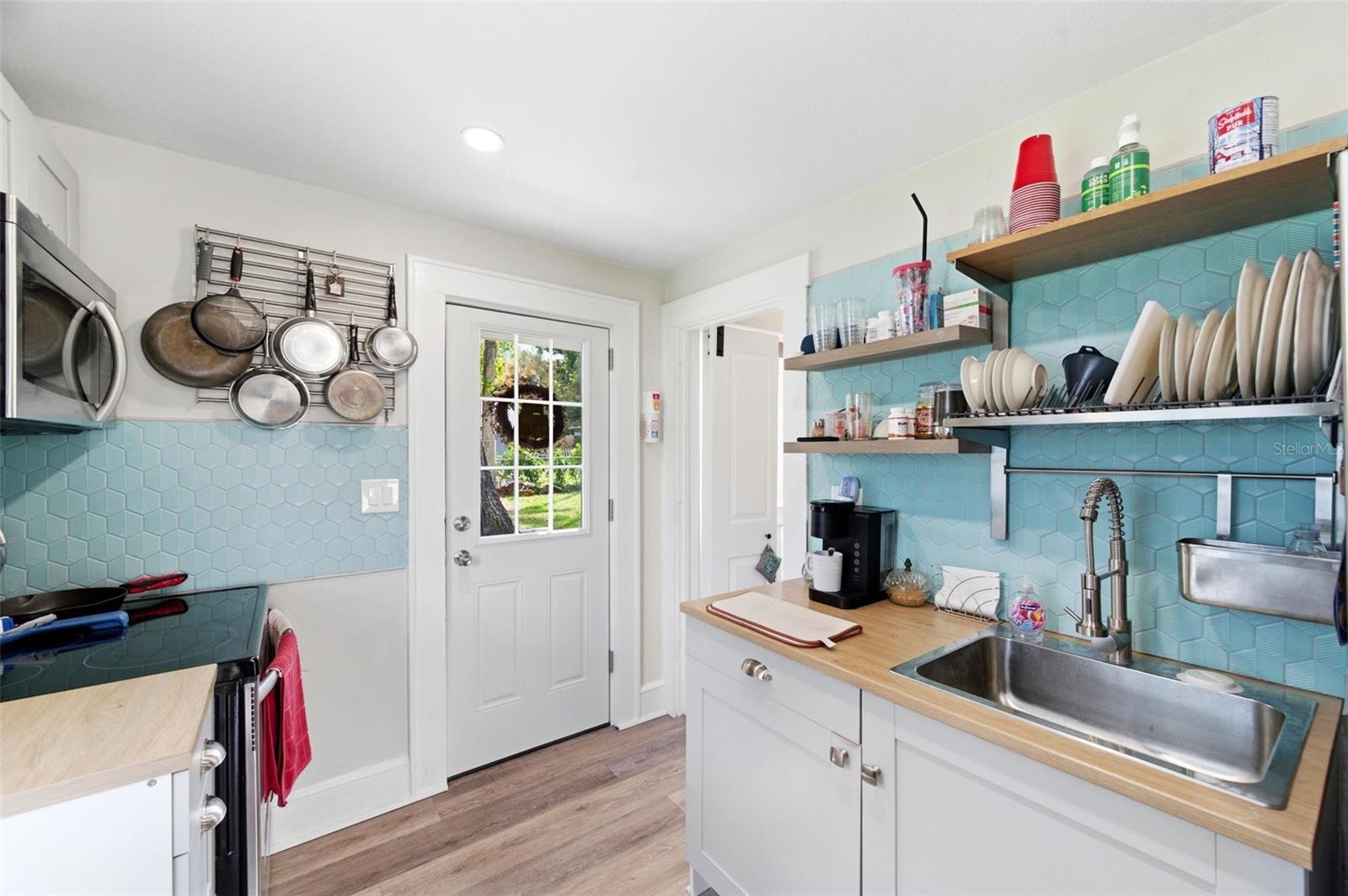 COUNTRY CLUB ADD - Residential