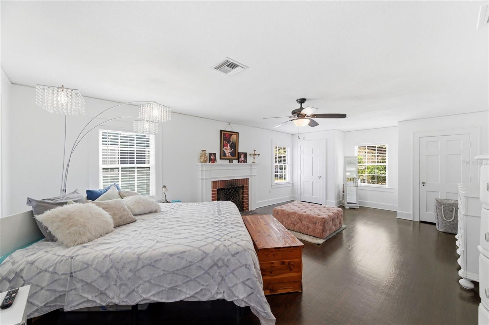 COUNTRY CLUB ADD - Residential