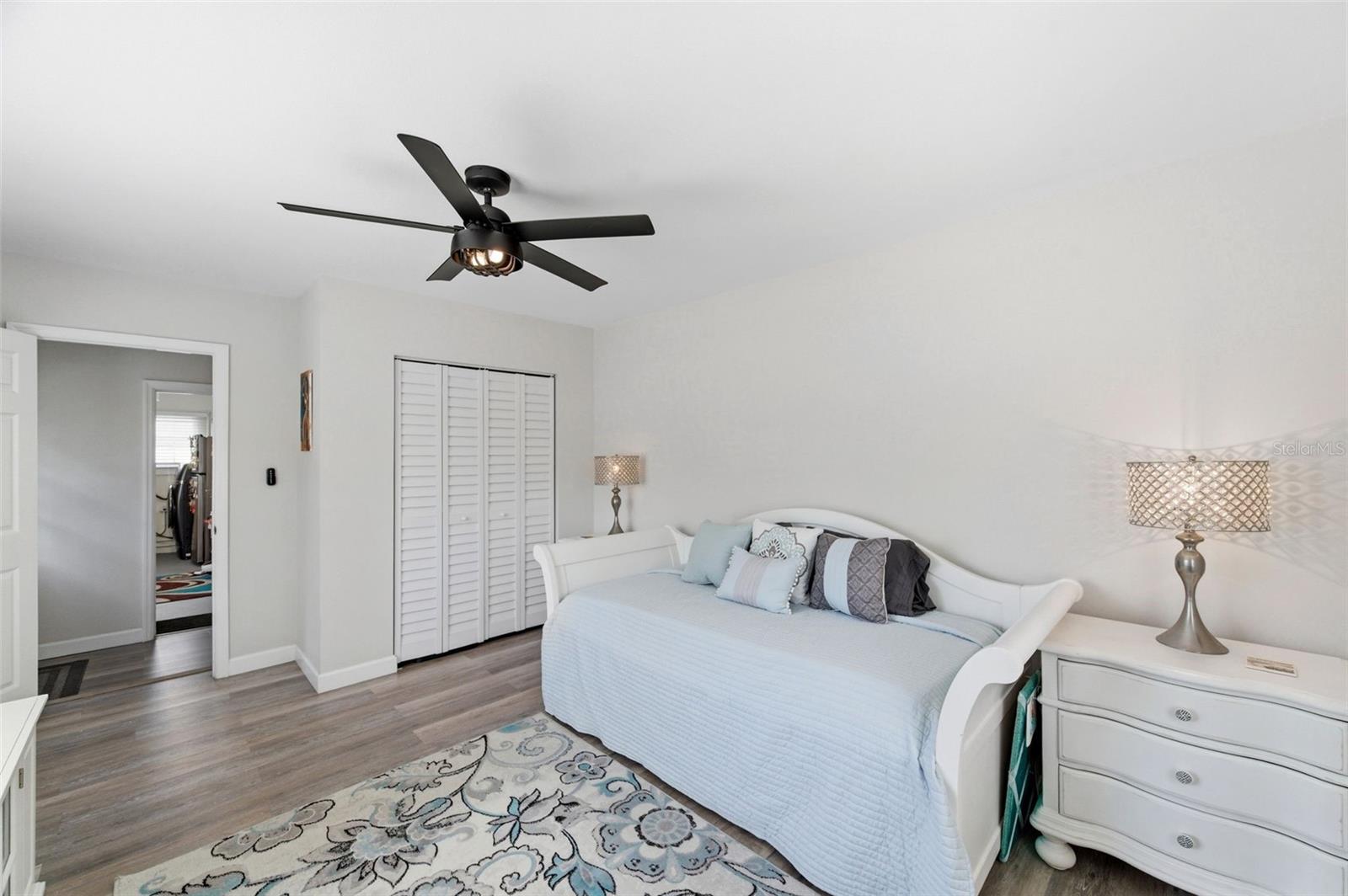 COUNTRY CLUB ADD - Residential