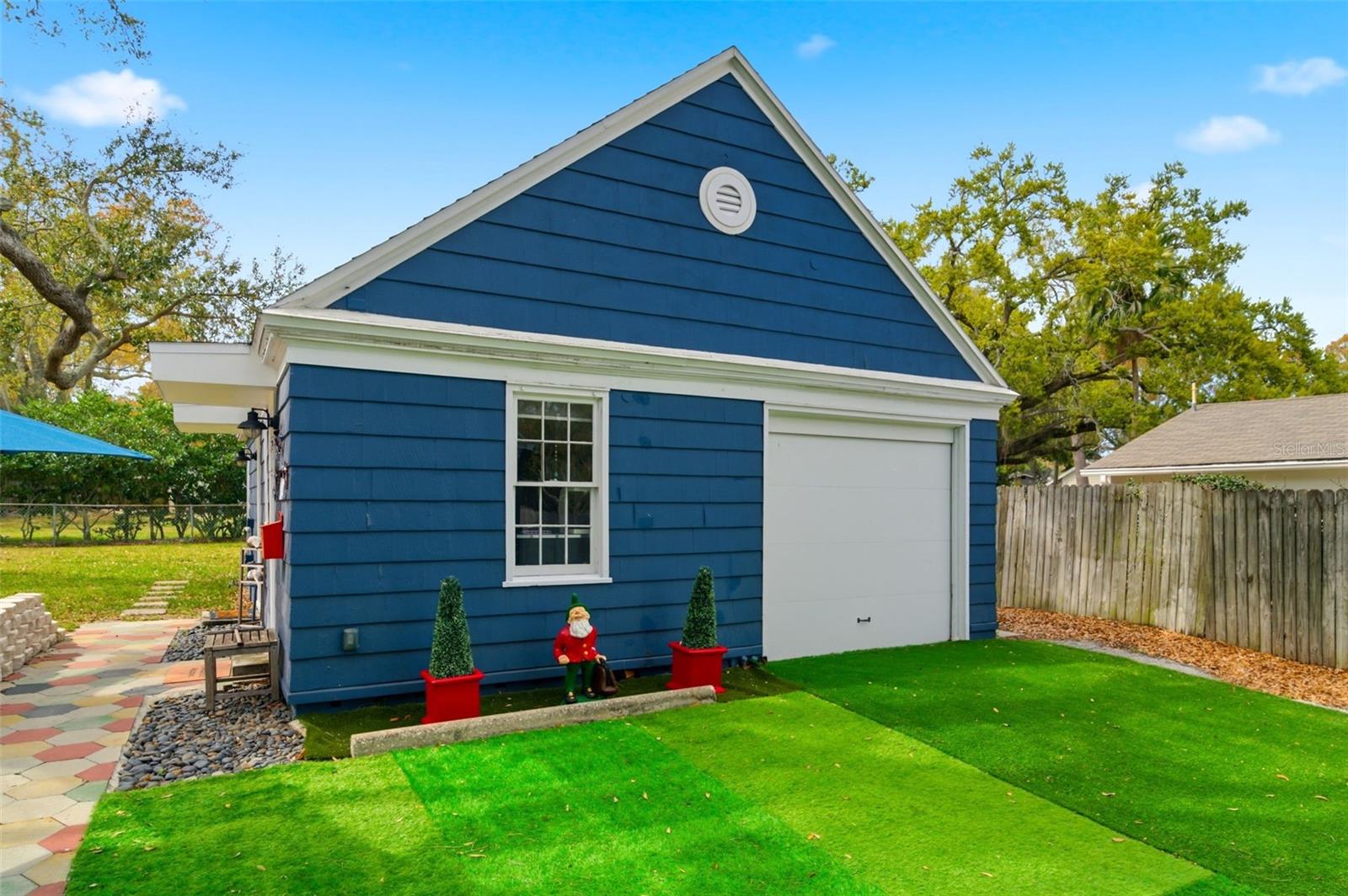 COUNTRY CLUB ADD - Residential