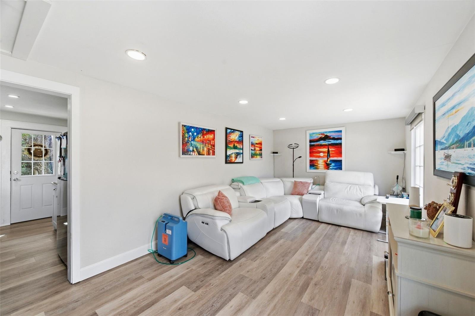 COUNTRY CLUB ADD - Residential