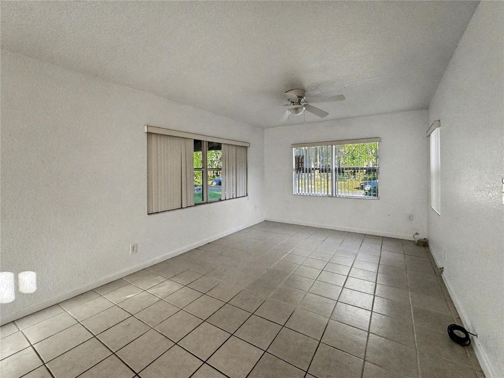 Photo of 612 Kensington Street, Eustis, FL 32726 (MLS # O6355583)