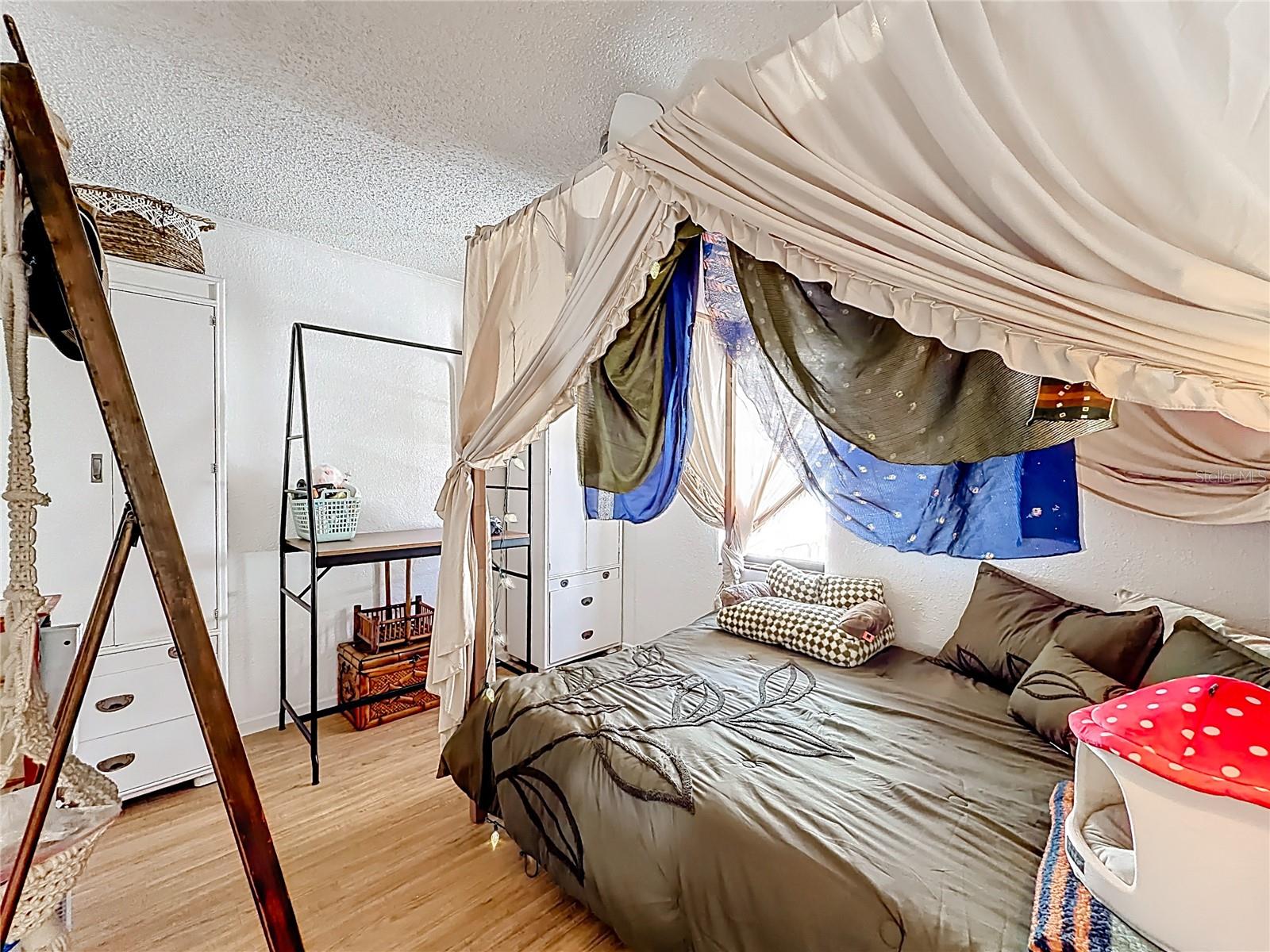 PASADENA GARDENS GULFVIEW SEC - Residential Income