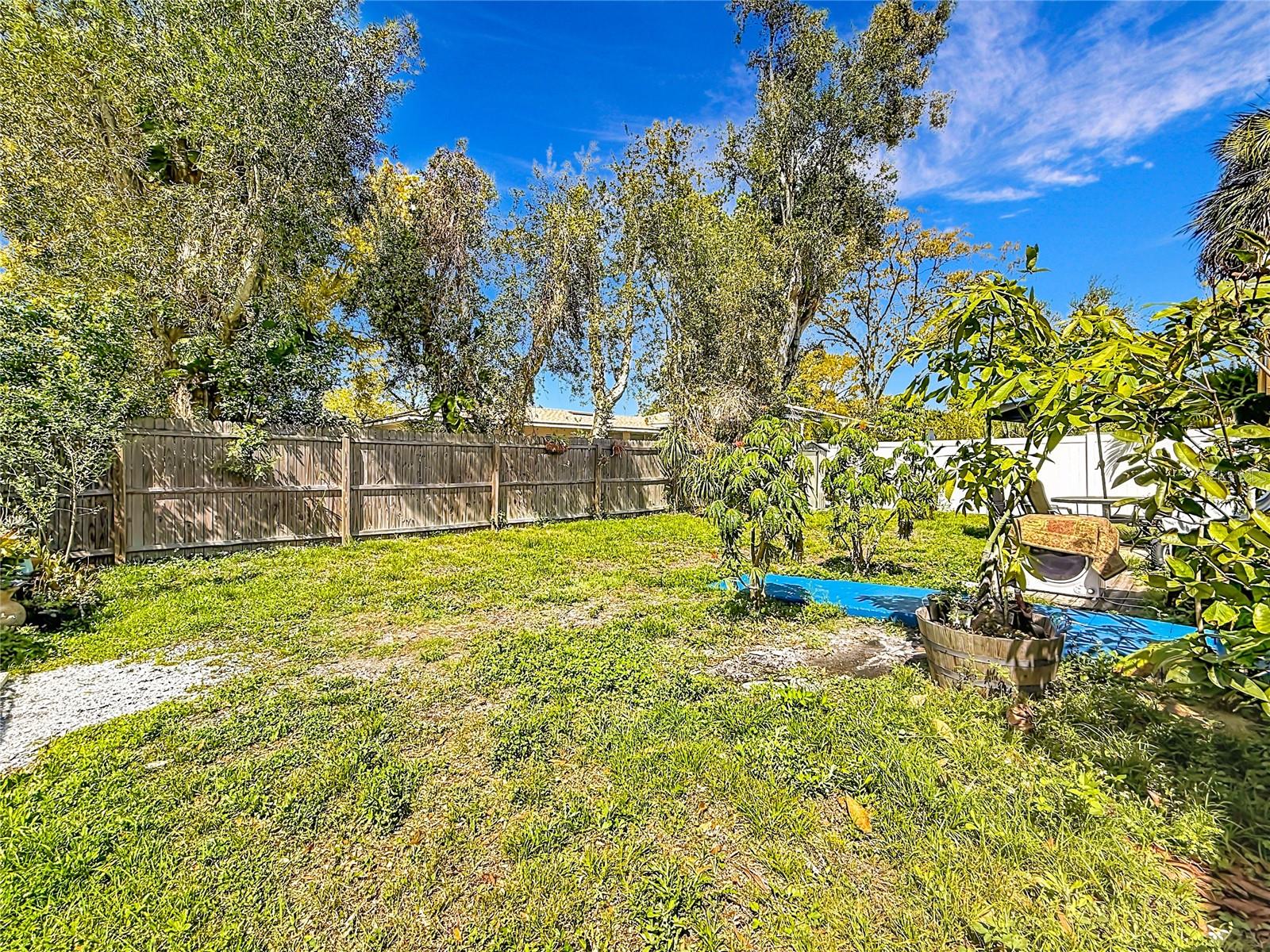 PASADENA GARDENS GULFVIEW SEC - Residential Income