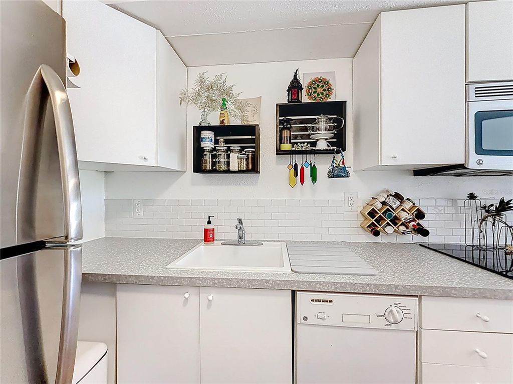 Photo of 2007 54th Street S, Gulfport, FL 33707 (MLS # TB8485184)