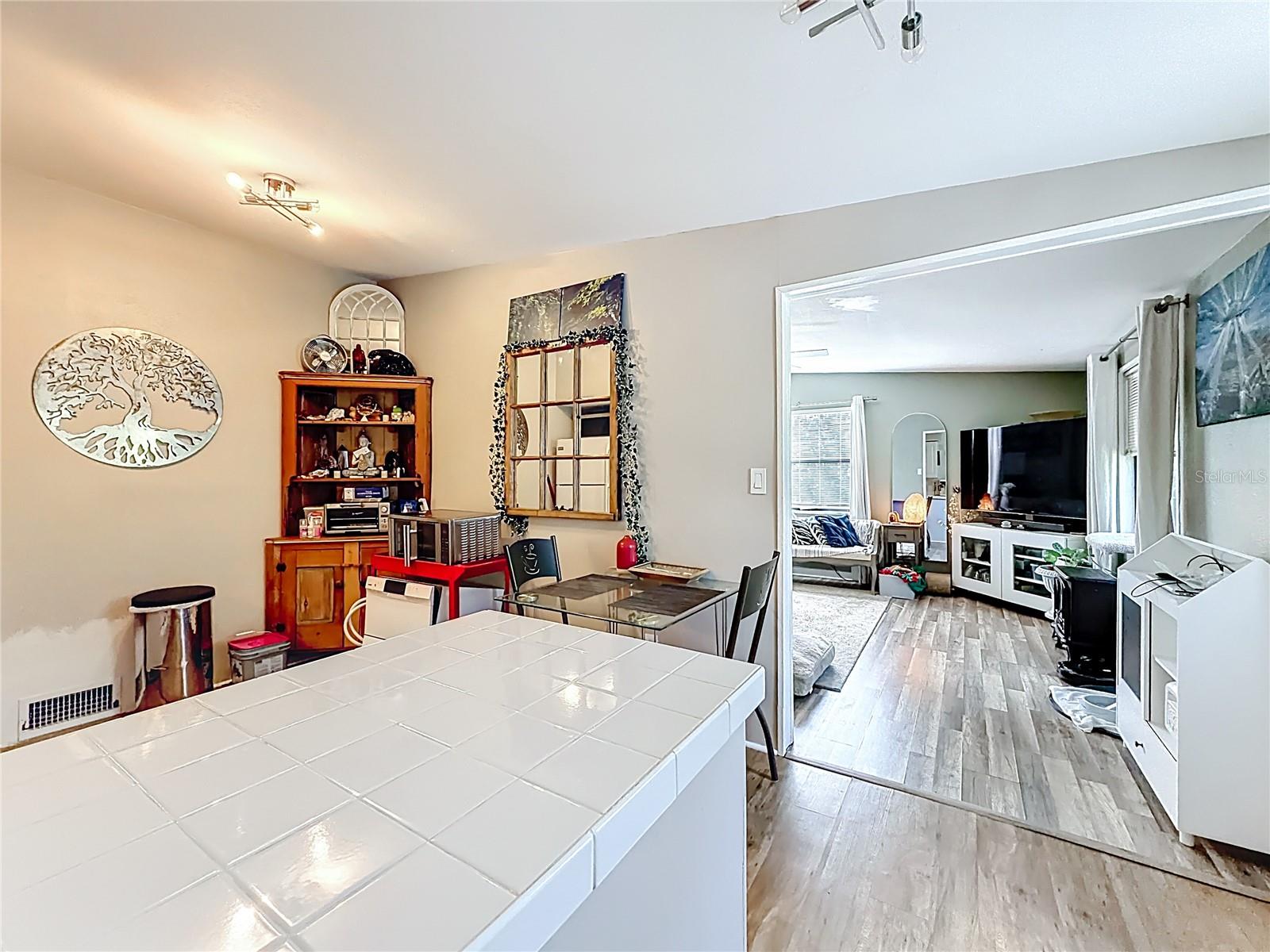 PASADENA GARDENS GULFVIEW SEC - Residential Income