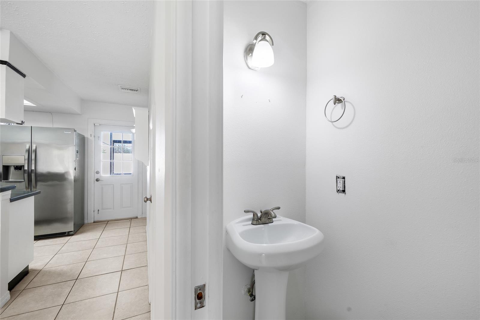 KINGSS COURT TWNHMS - Residential