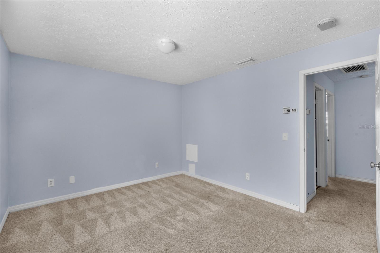 KINGSS COURT TWNHMS - Residential