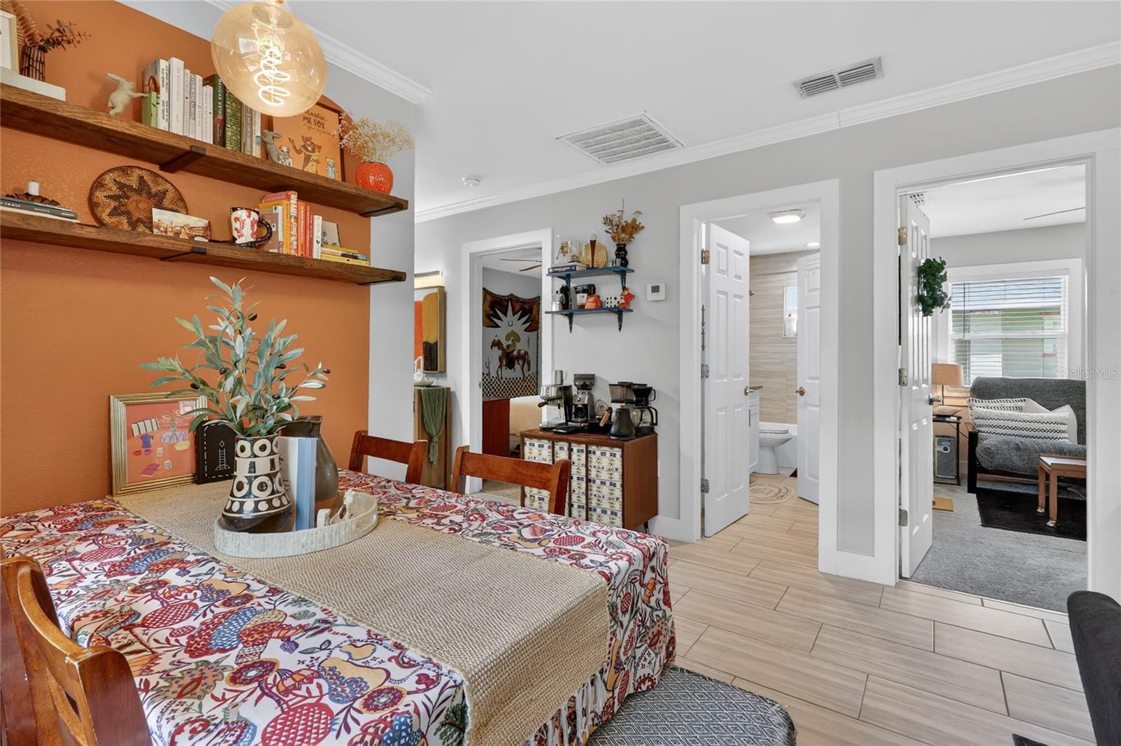 LAKE HUNTER HEIGHTS - Residential