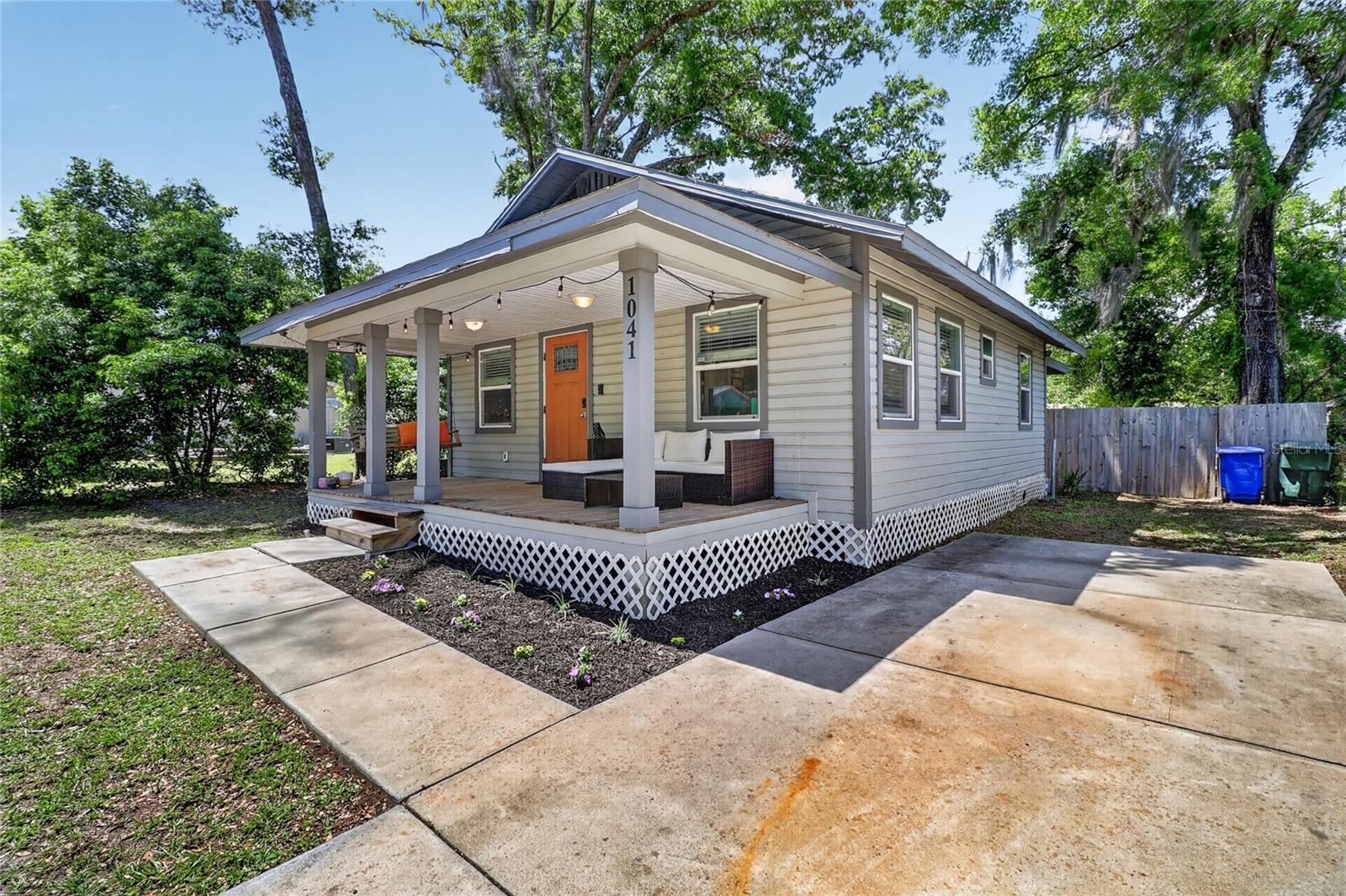 LAKE HUNTER HEIGHTS - Residential