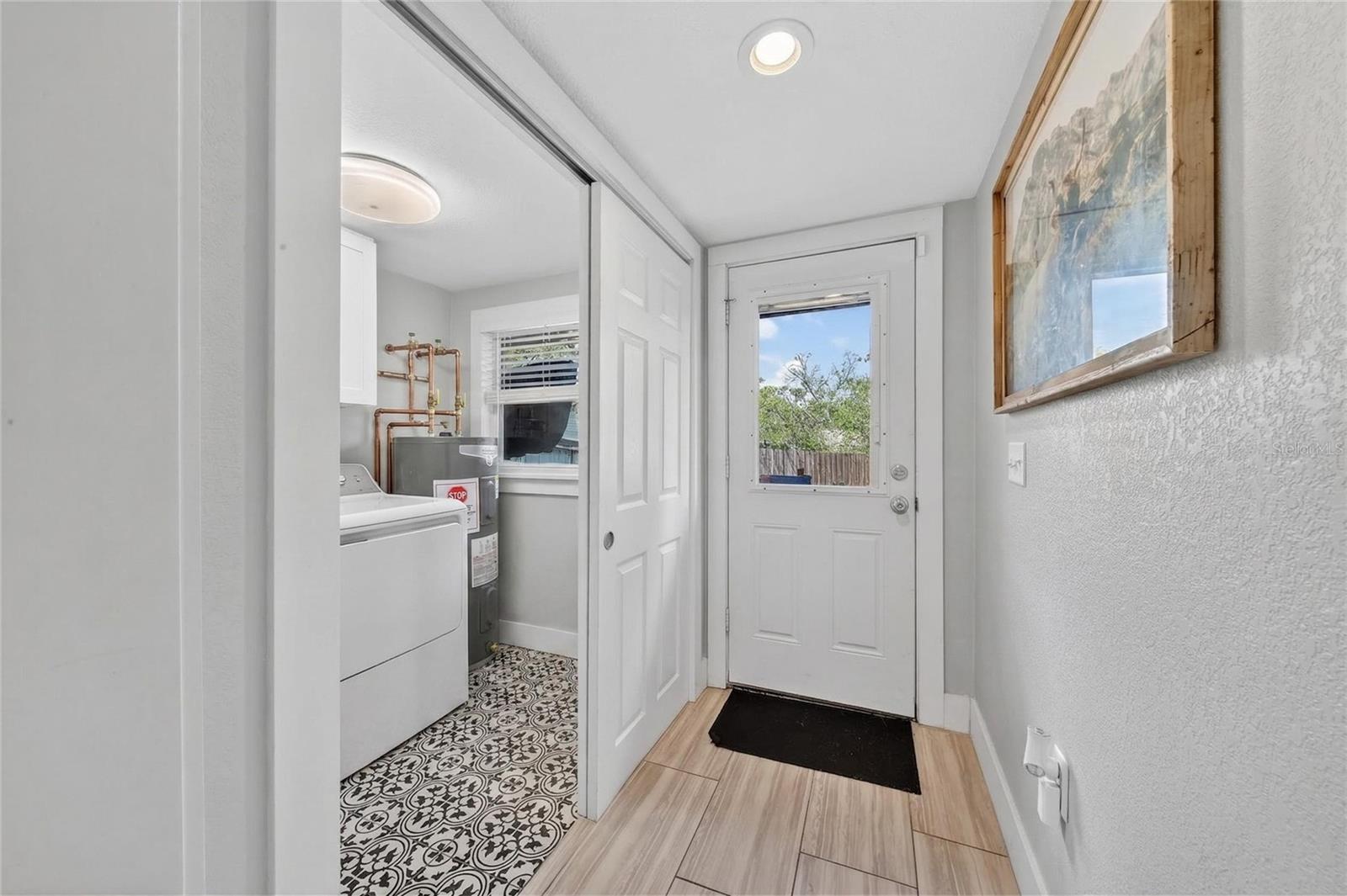 LAKE HUNTER HEIGHTS - Residential