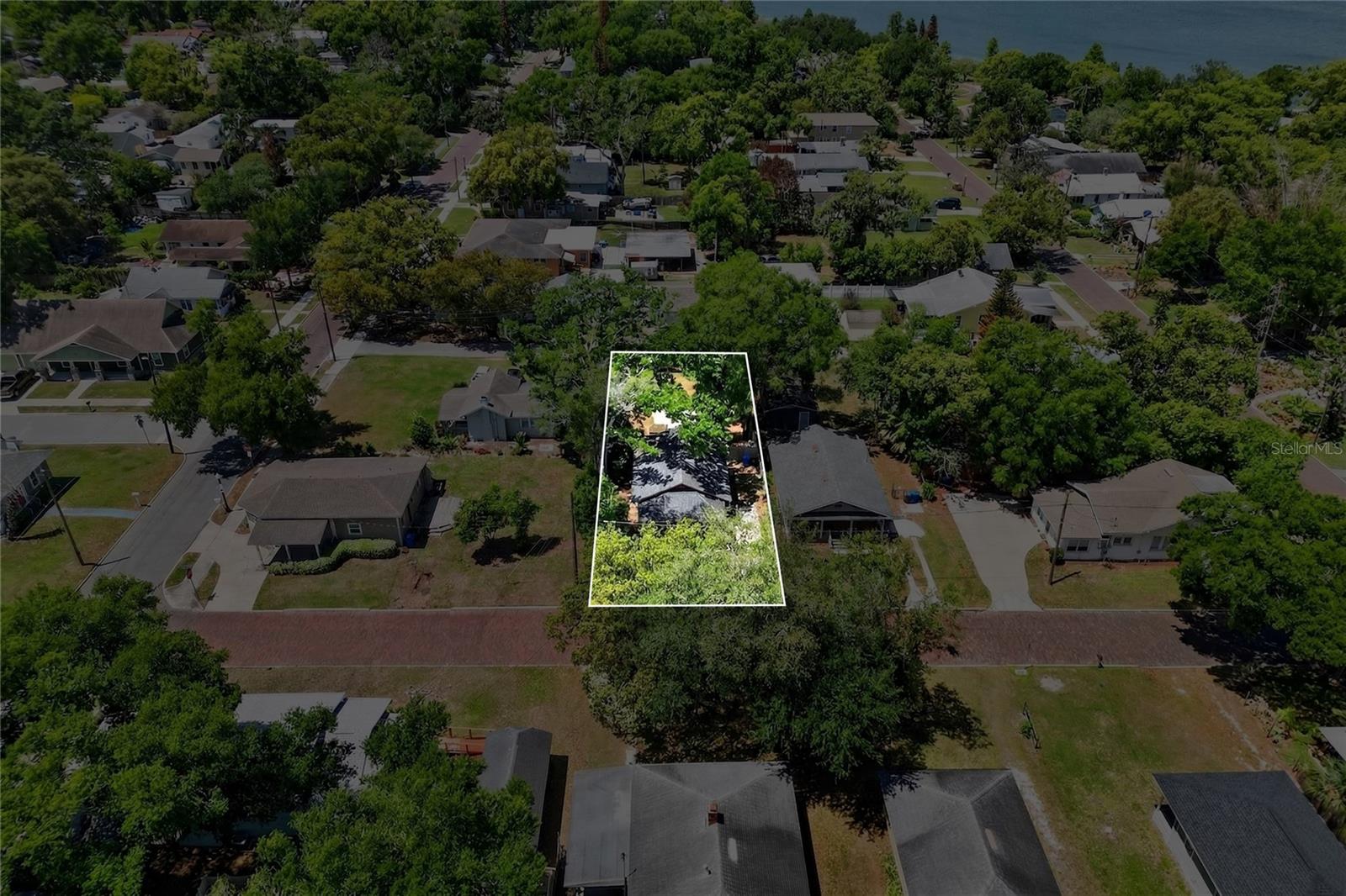 LAKE HUNTER HEIGHTS - Residential