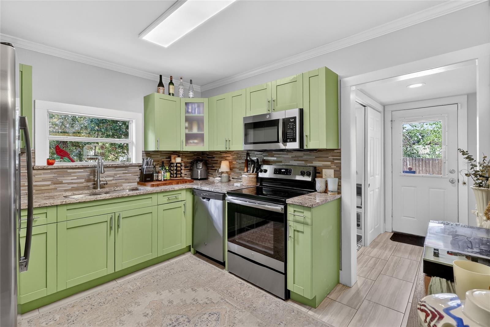 LAKE HUNTER HEIGHTS - Residential