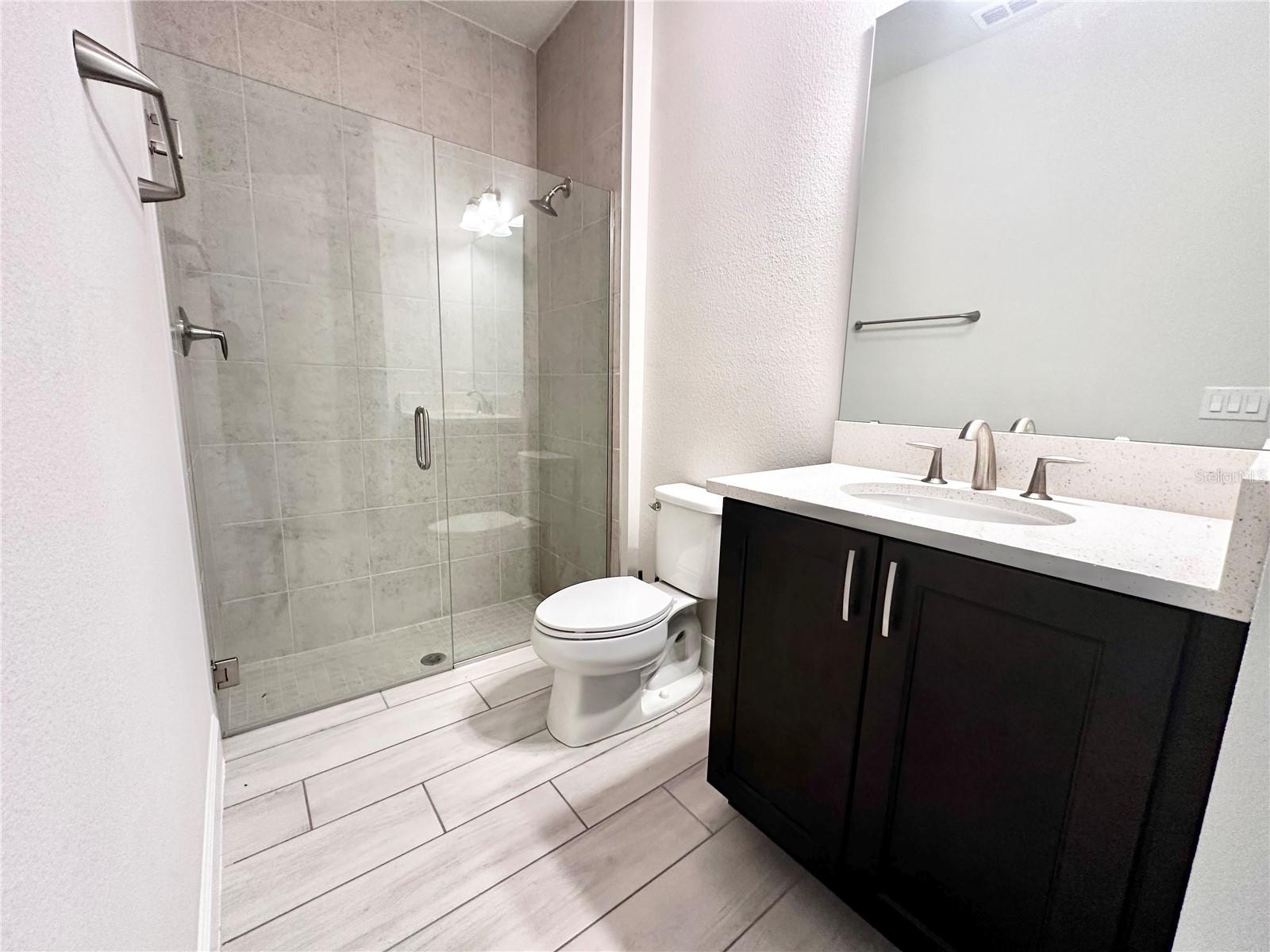 OAKS/KELLY PARK PH 2 - Residential Lease