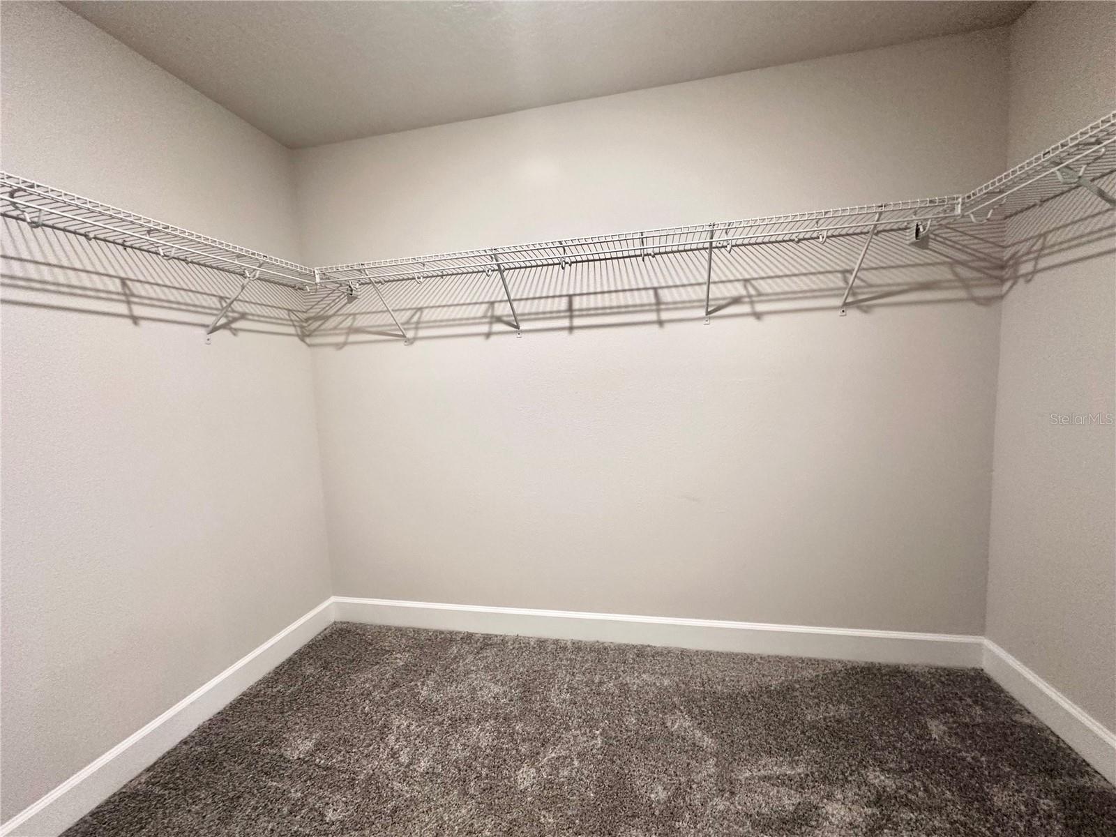 OAKS/KELLY PARK PH 2 - Residential Lease