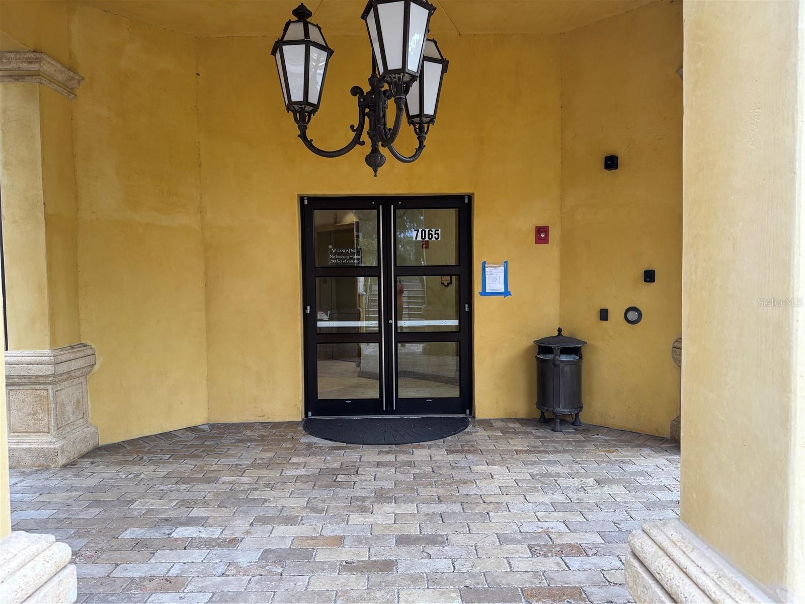 OFFICES/VERANDA PARK BLDG 7000 - Commercial Lease