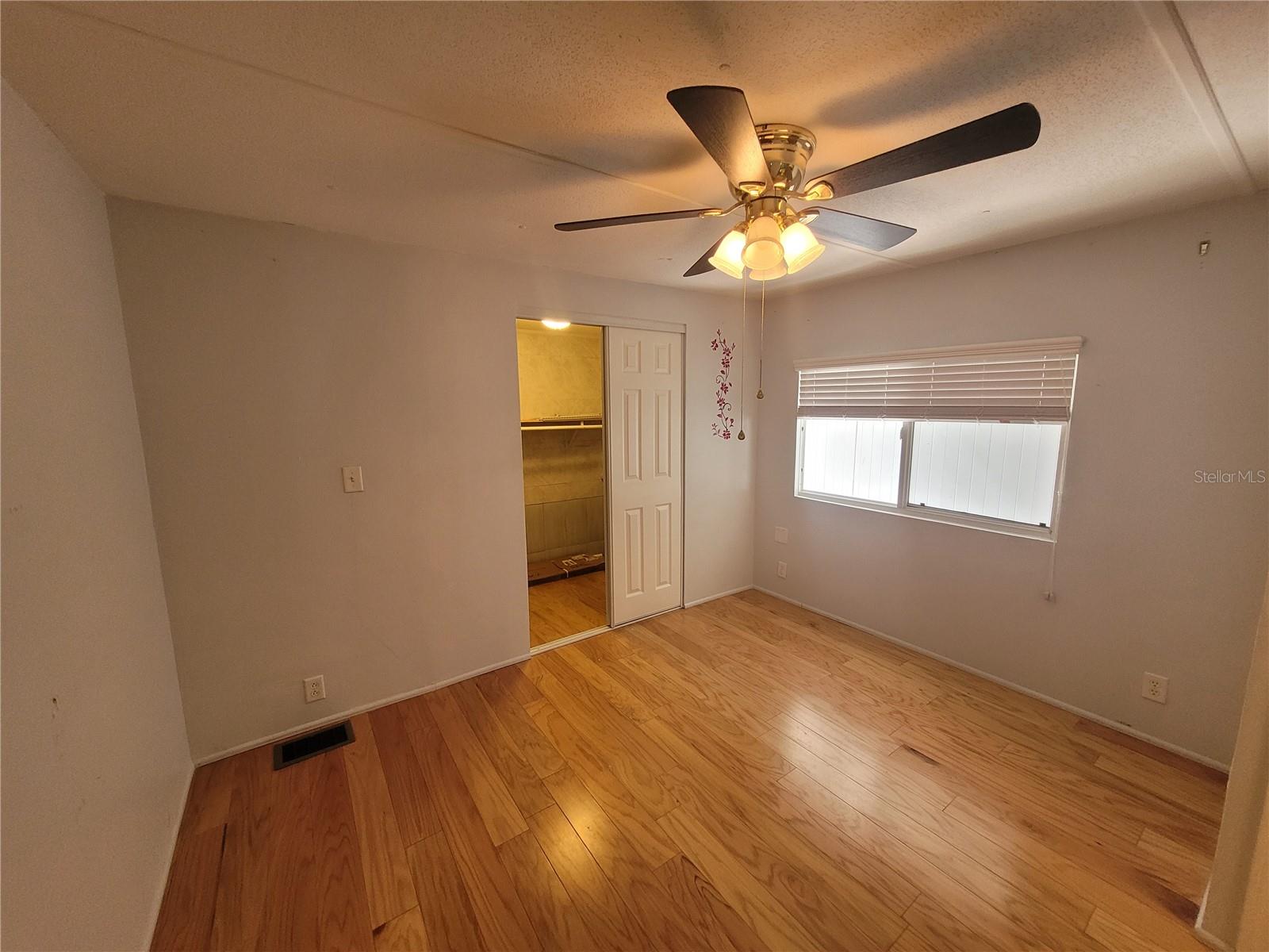 SKYVIEW ESTATES - Residential