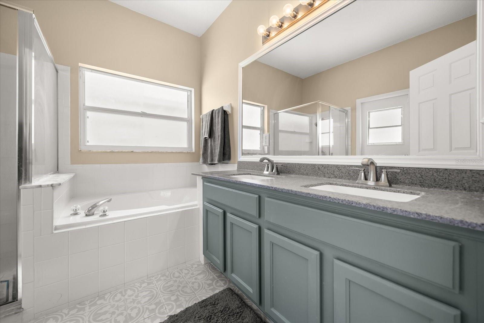 FAIRWAYS LAKE ESTATES - Residential