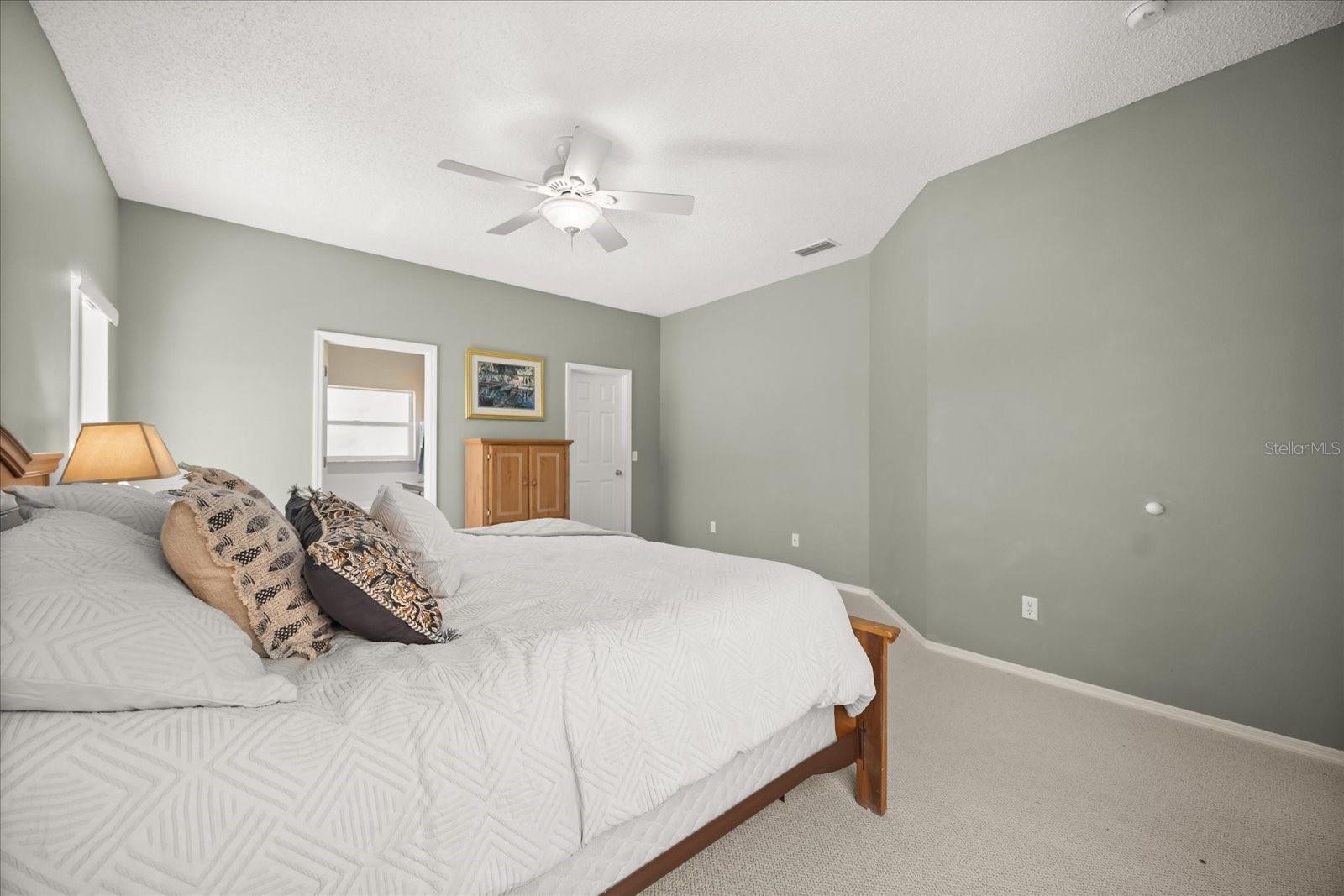 FAIRWAYS LAKE ESTATES - Residential