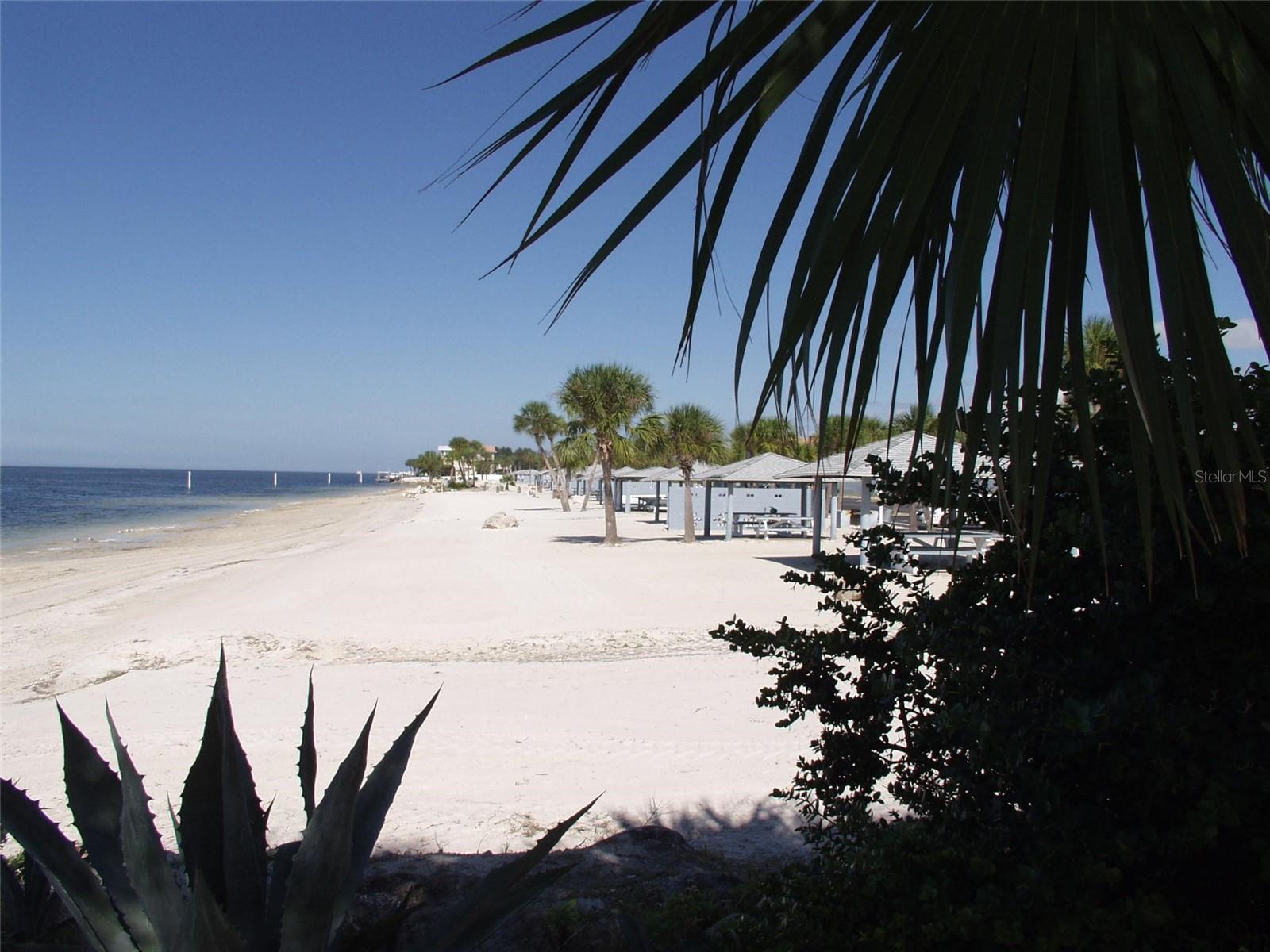 SEAVIEW PLACE/GULF LNDGS - Residential Lease
