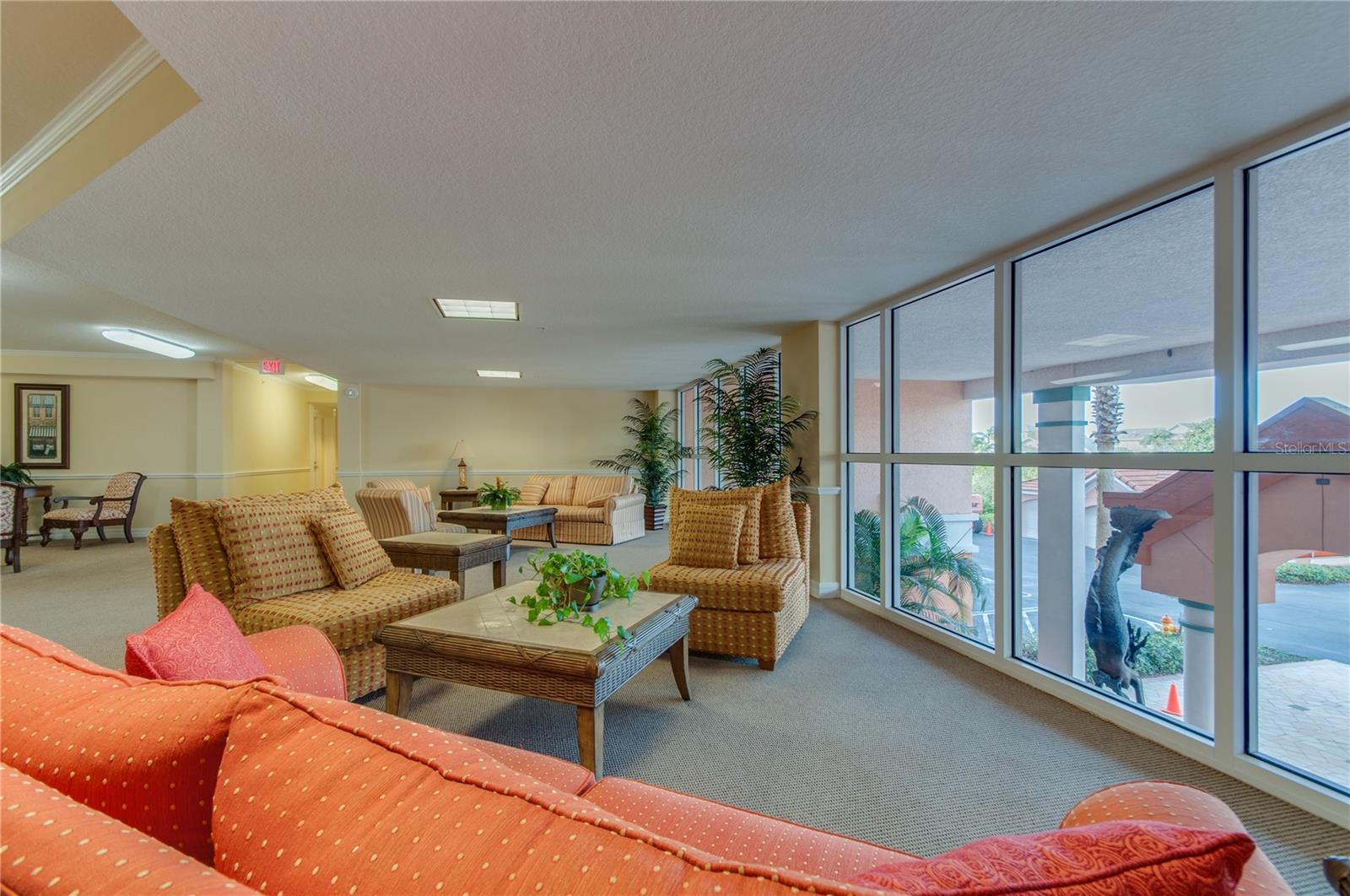 SEAVIEW PLACE/GULF LNDGS - Residential Lease