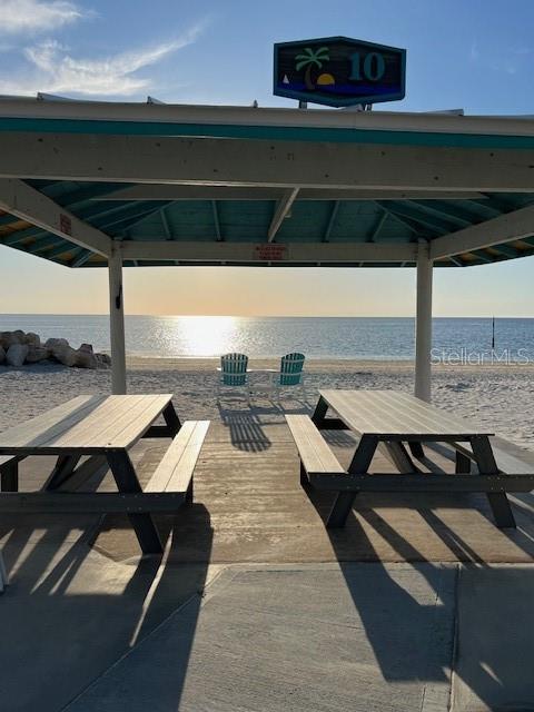 SEAVIEW PLACE/GULF LNDGS - Residential Lease