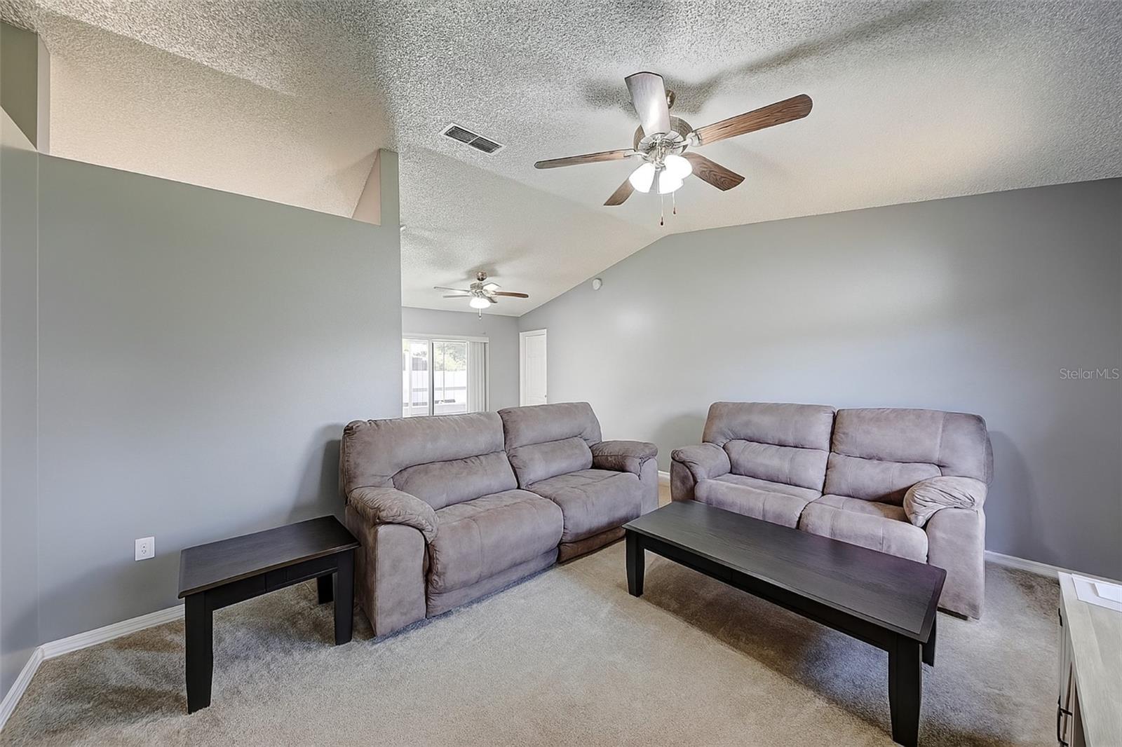 618 PARAKEET COURT