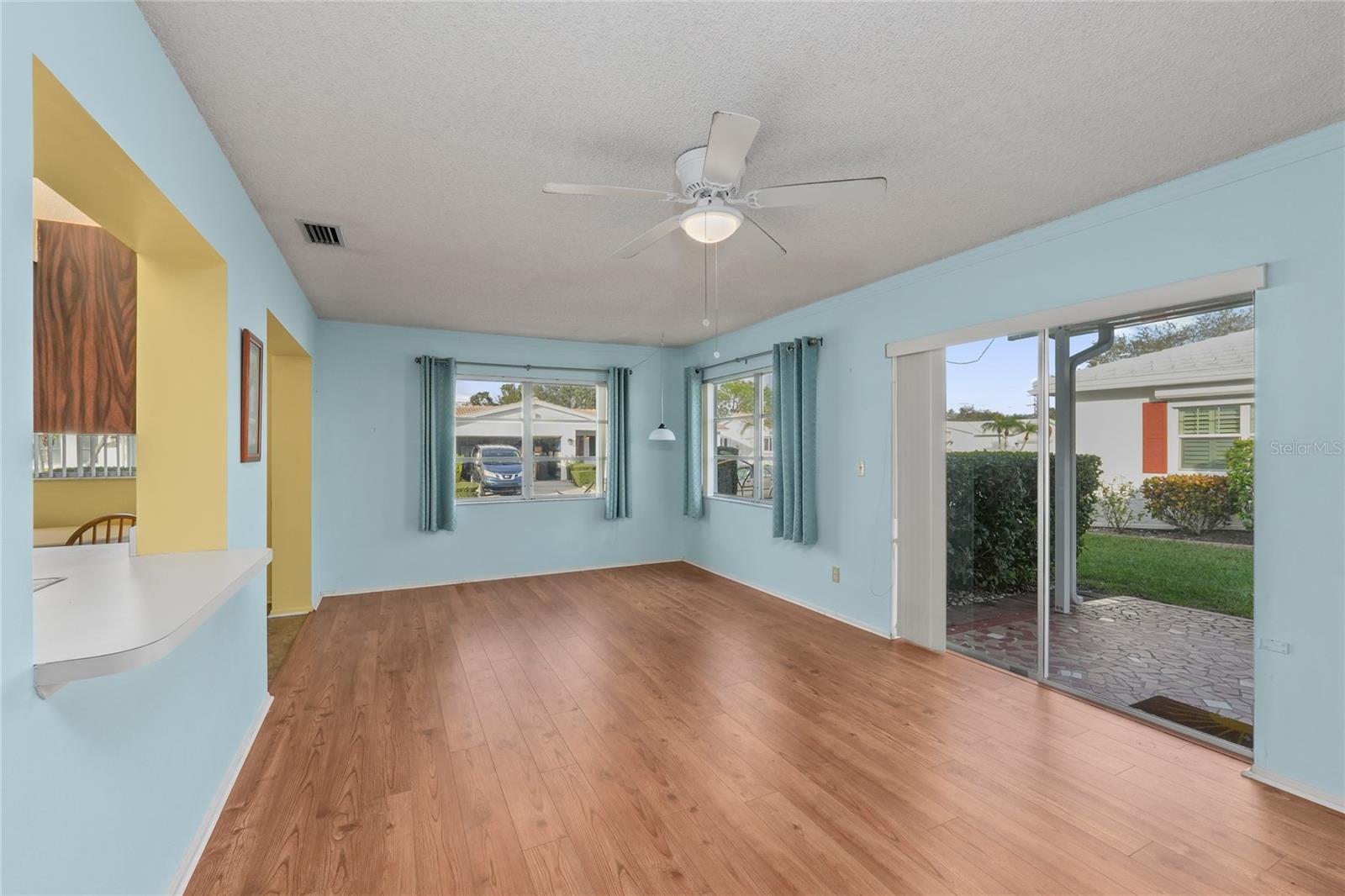 MAINLANDS OF TAMARAC BY THE GULF UNIT 5 PH 1 CONDO - Residential