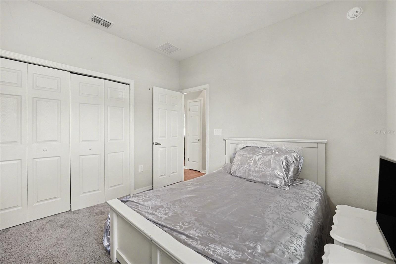 LANDINGS/EAGLE LAKE - Residential