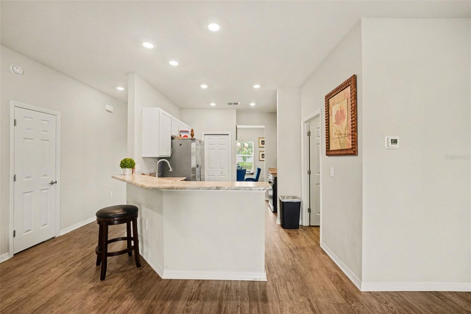 LANDINGS/EAGLE LAKE - Residential