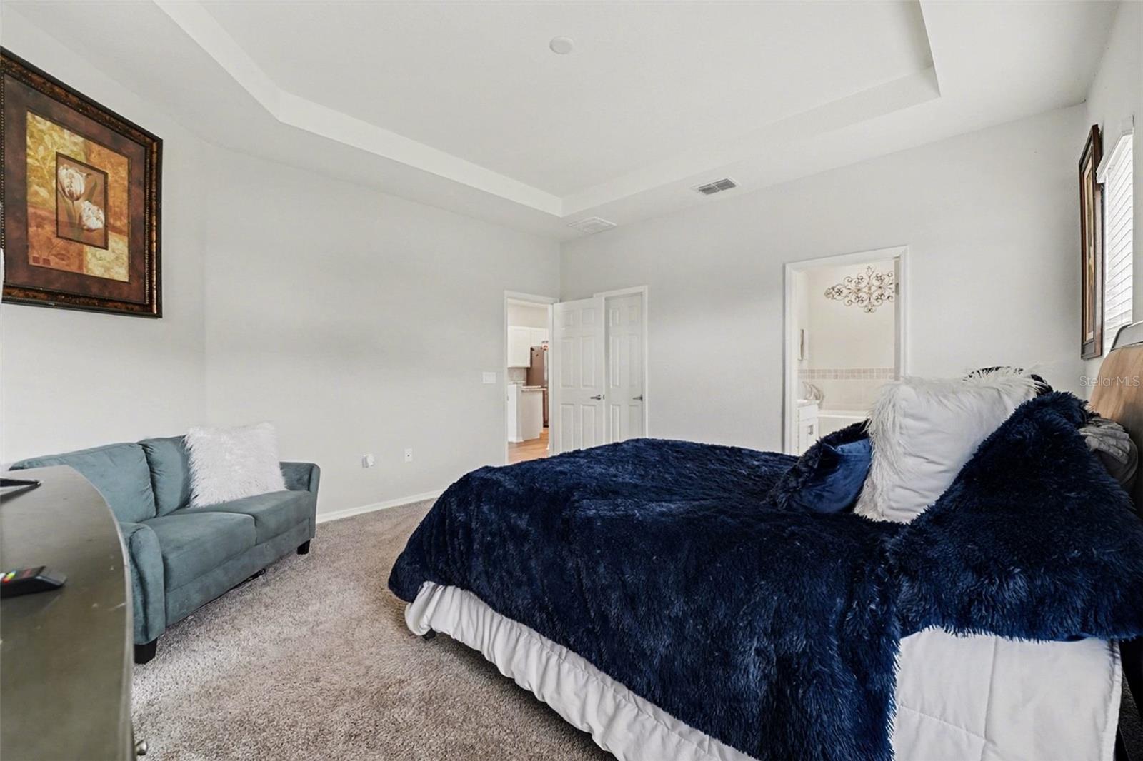 LANDINGS/EAGLE LAKE - Residential