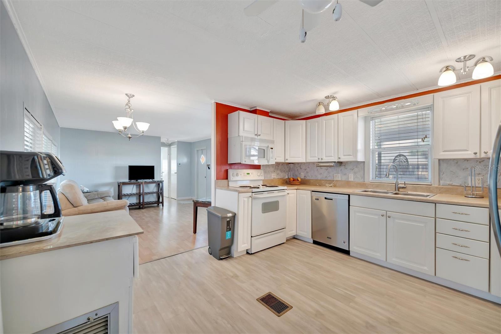 CARIBBEAN ISLES RESIDENTIAL CO - Residential