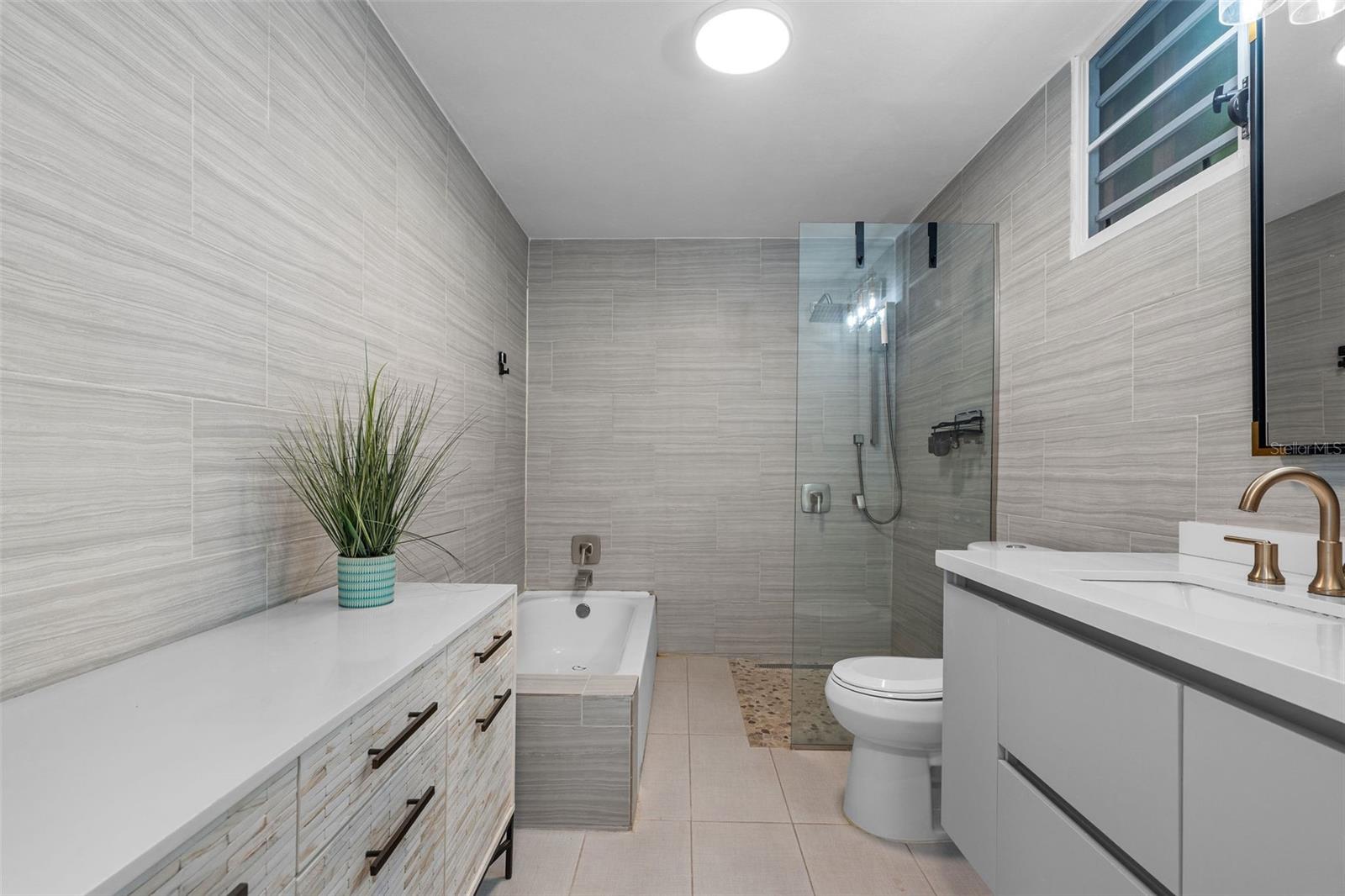 OCEAN PARK - Residential