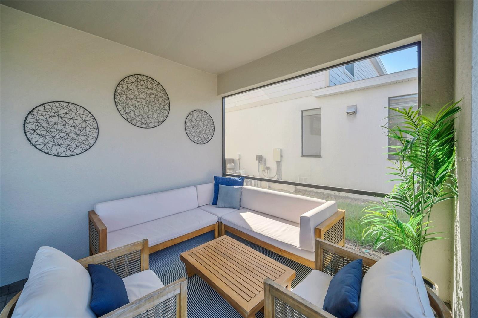 WINDSOR ISLAND RESIDENCE - Residential