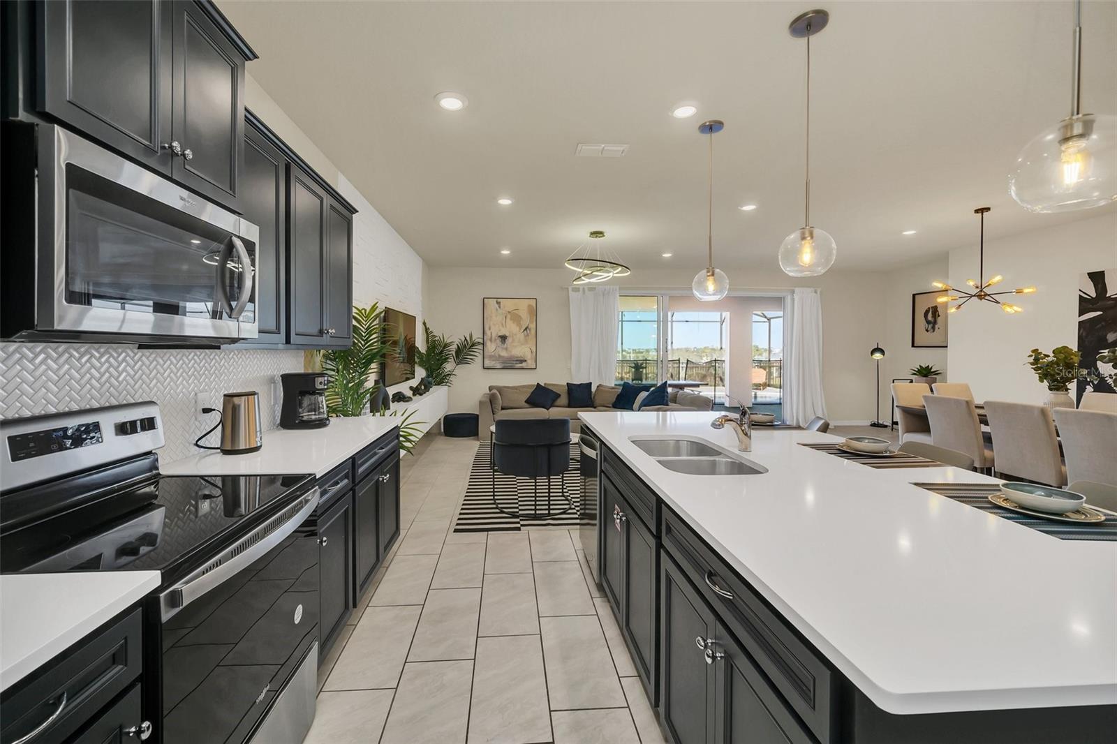 WINDSOR ISLAND RESIDENCE - Residential