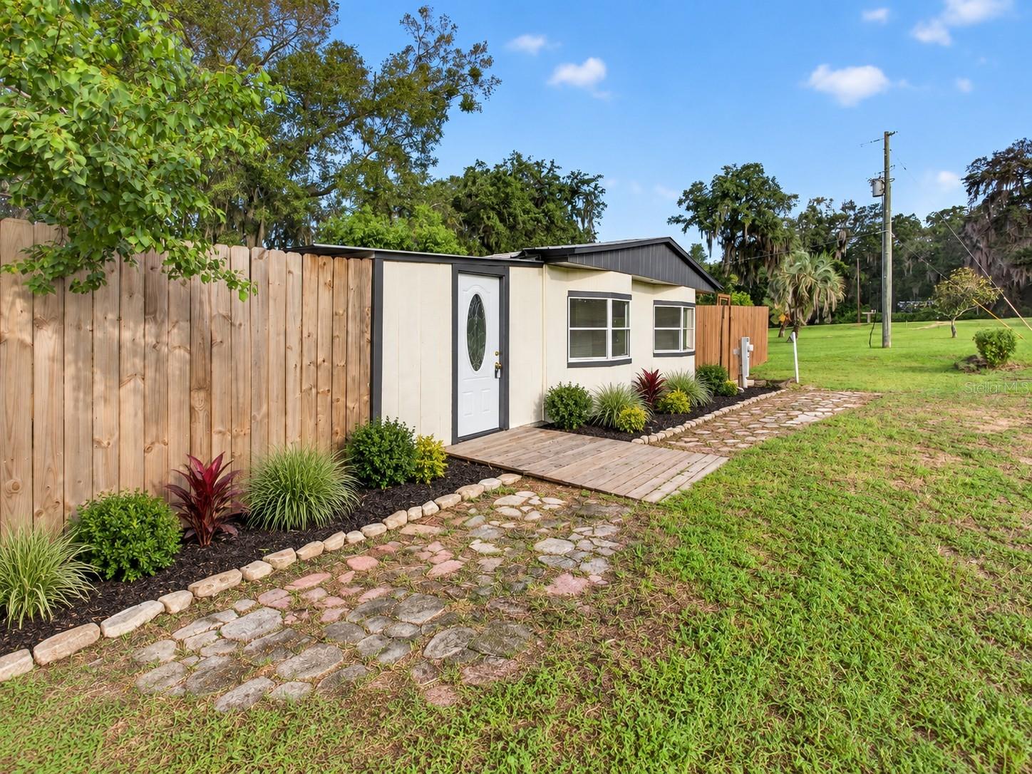 6287 MAGNOLIA STREET - Photo 2