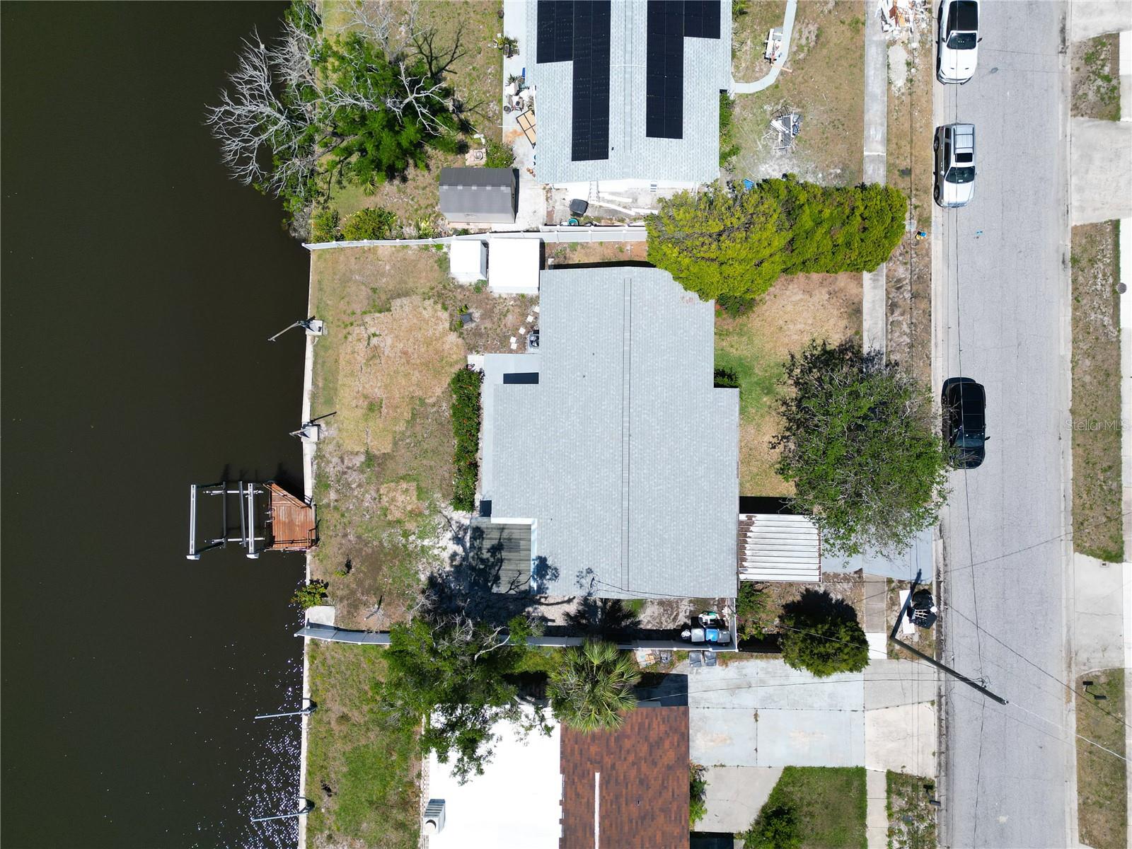 5812 LIVERPOOL DRIVE