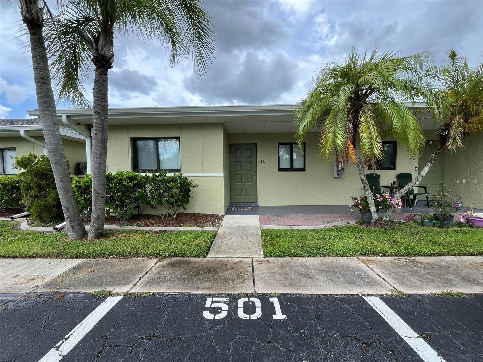 LAKESHORE CHARLOTTE COUNTY PH 01 - Residential Lease
