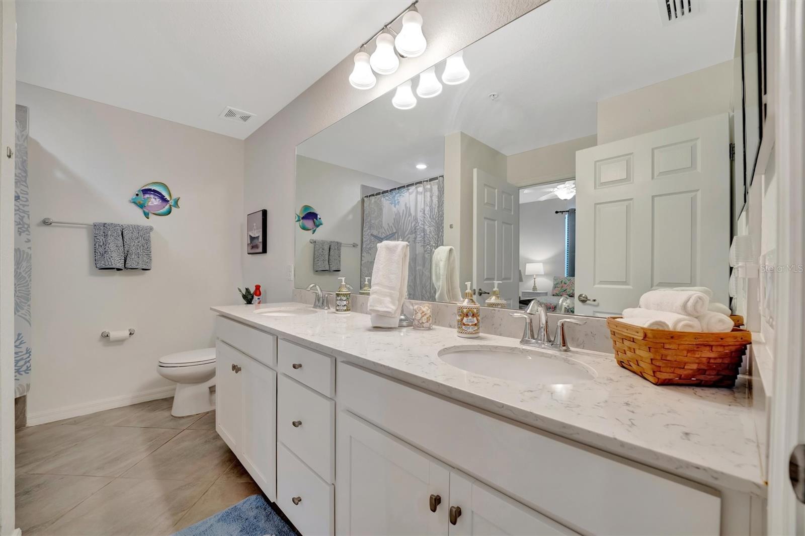 TERRACE VI AT LAKEWOOD NATIONAL PH I - Residential Lease