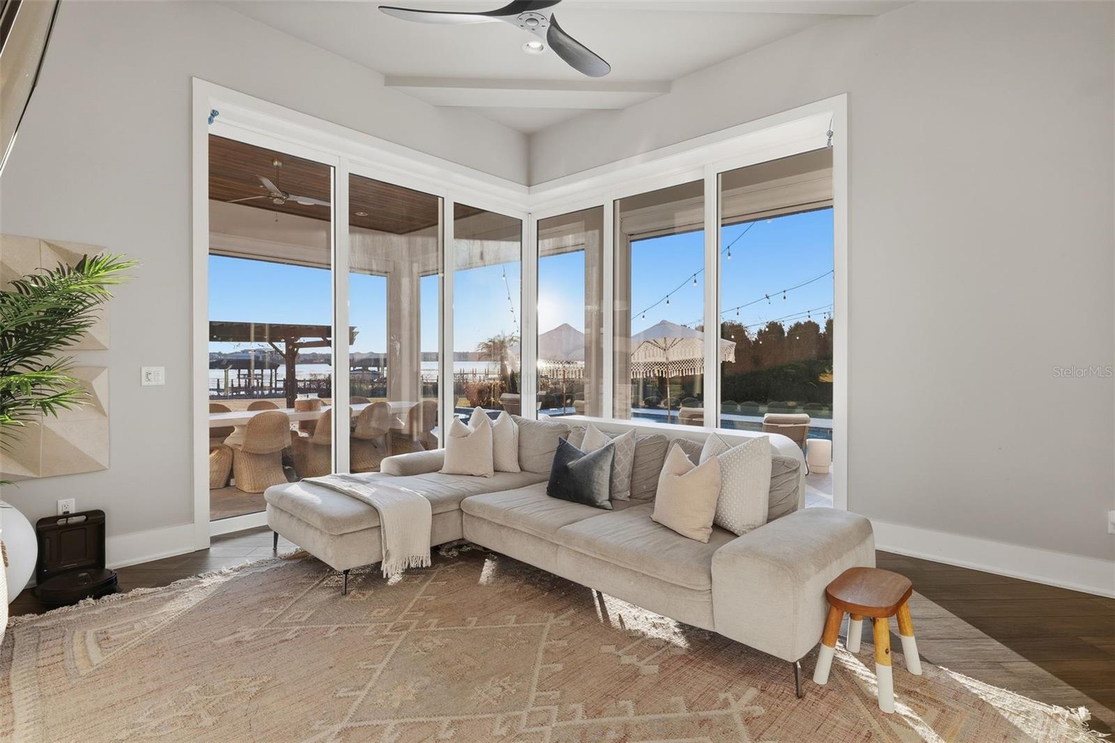 SIGNATURE LAKES PRCL 01C - Residential