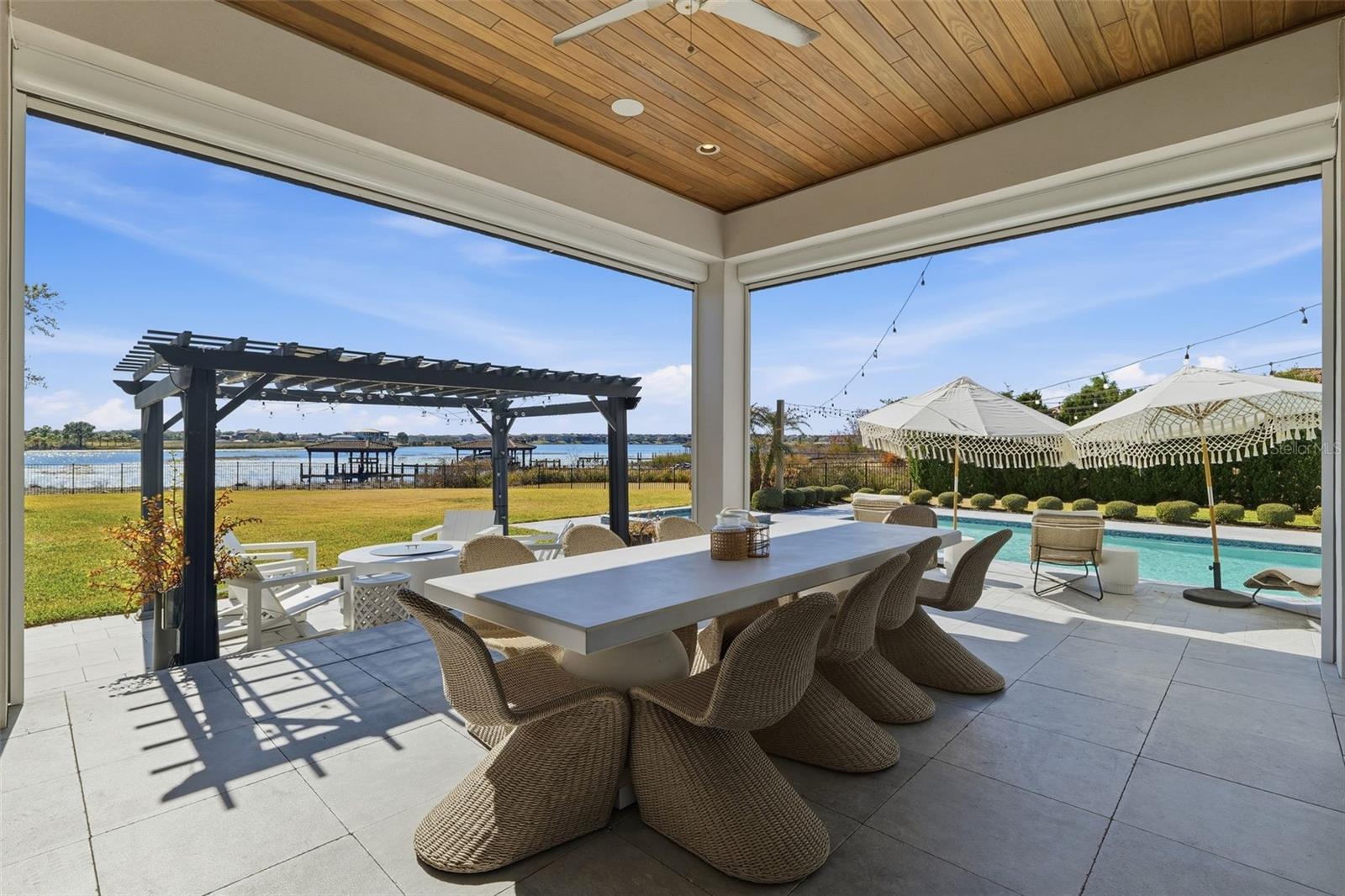 14730 AVENUE OF THE RUSHES