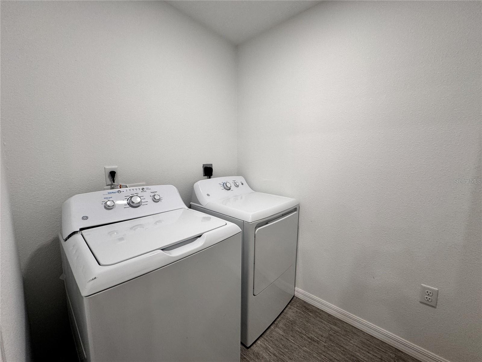 INVERNESS HIGHLANDS WEST - Residential Lease