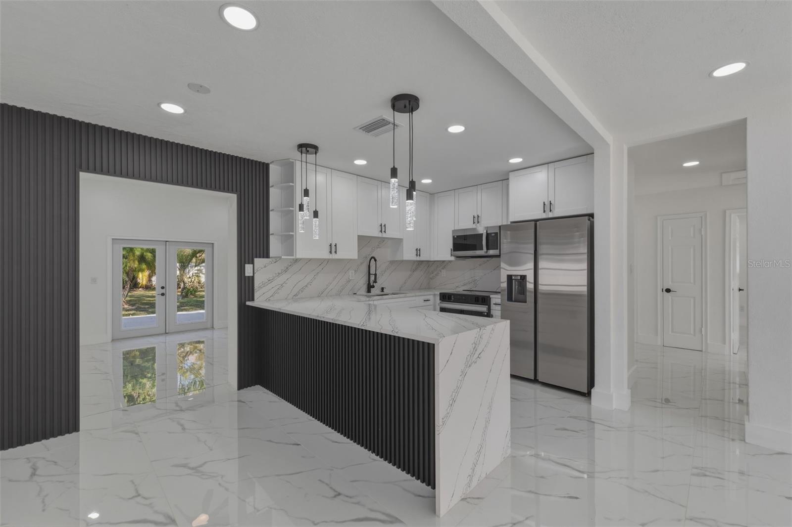 SAPPHIRE LAKE RANCHITOS - Residential