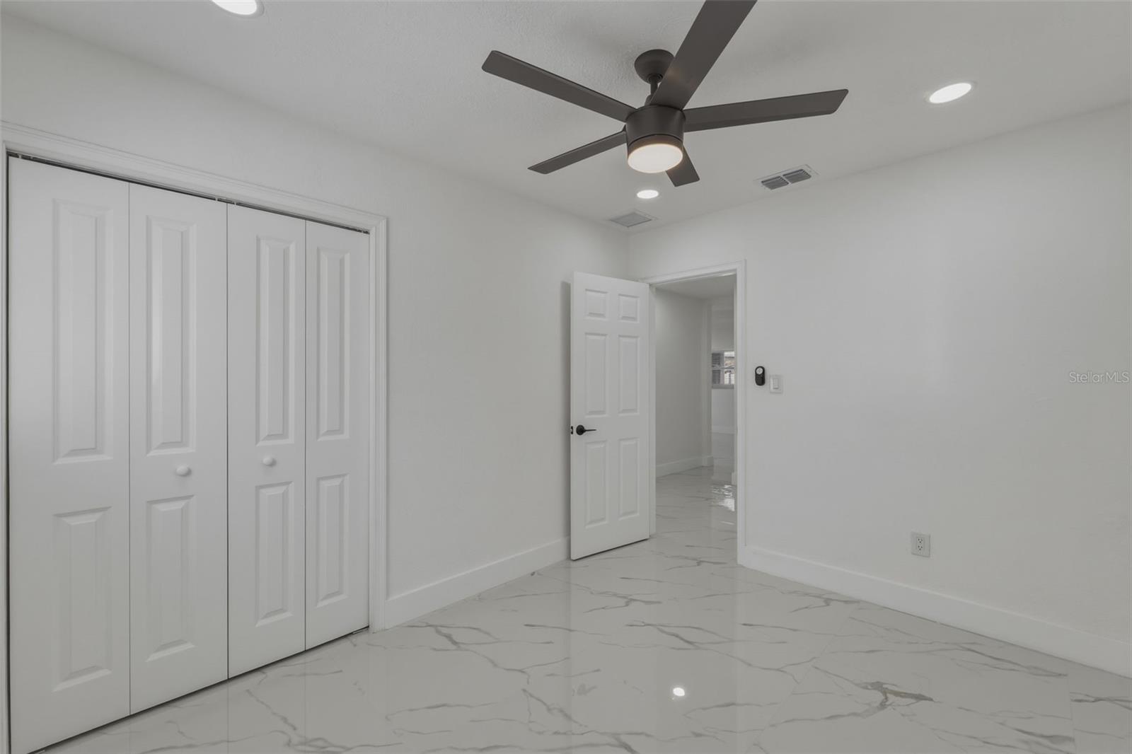 SAPPHIRE LAKE RANCHITOS - Residential