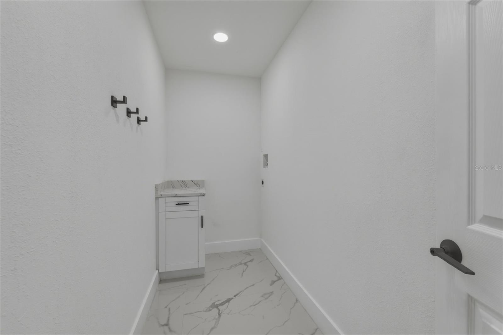 SAPPHIRE LAKE RANCHITOS - Residential