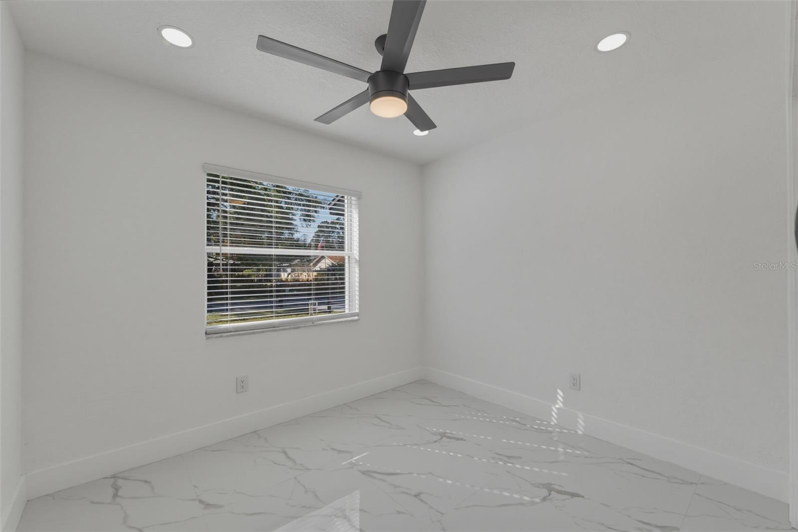 SAPPHIRE LAKE RANCHITOS - Residential