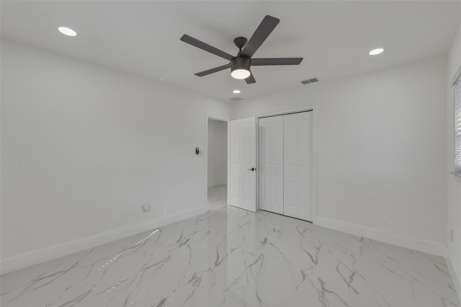 SAPPHIRE LAKE RANCHITOS - Residential